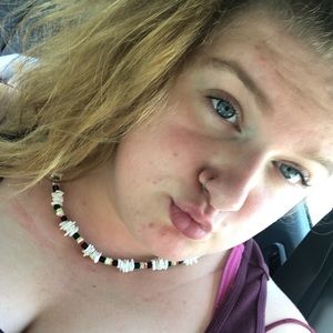 Meet your Posher, Mackenzie